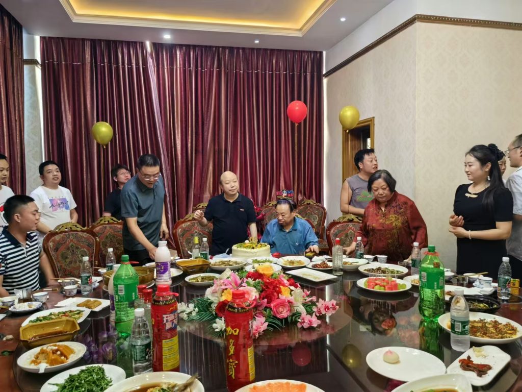 恭賀國家級名老中醫中藥學泰斗祝之友80大壽
